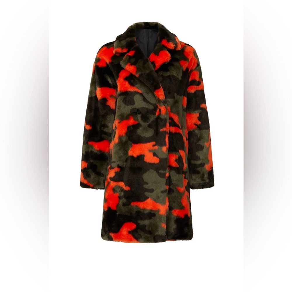 APPARIS Jahaira Faux Fur Camo Coat